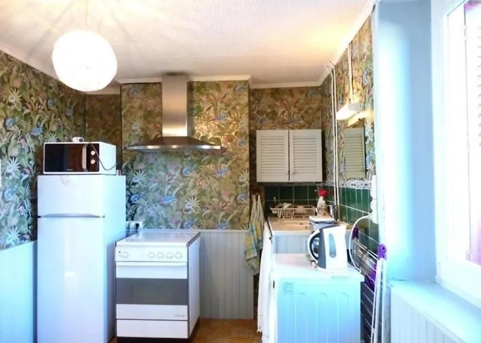 Vakantiehuis Maison Familiale Avec Clim Et Wifi Au Coeur De La Montagne Bourbonnaise - Fr-1-489-277