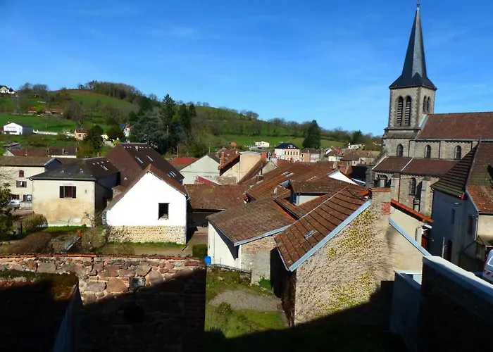 Vakantiehuis Maison Familiale Avec Clim Et Wifi Au Coeur De La Montagne Bourbonnaise - Fr-1-489-277