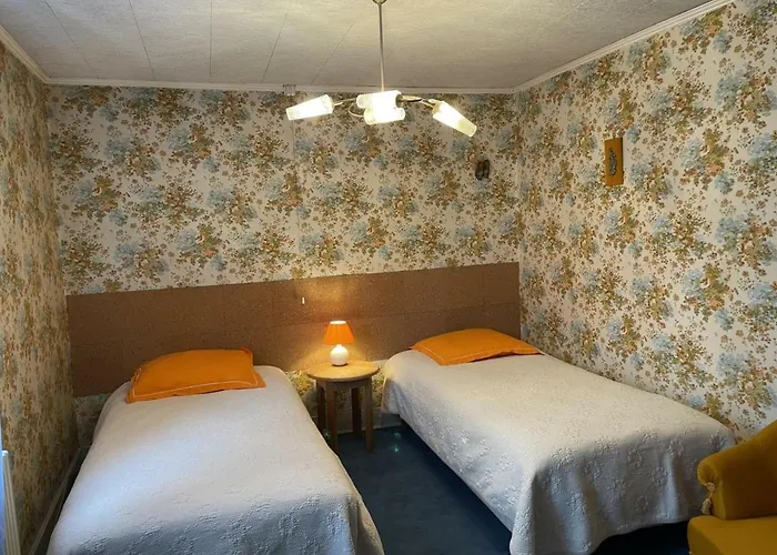 Maison Familiale Avec Clim Et Wifi Au Coeur De La Montagne Bourbonnaise - Fr-1-489-277